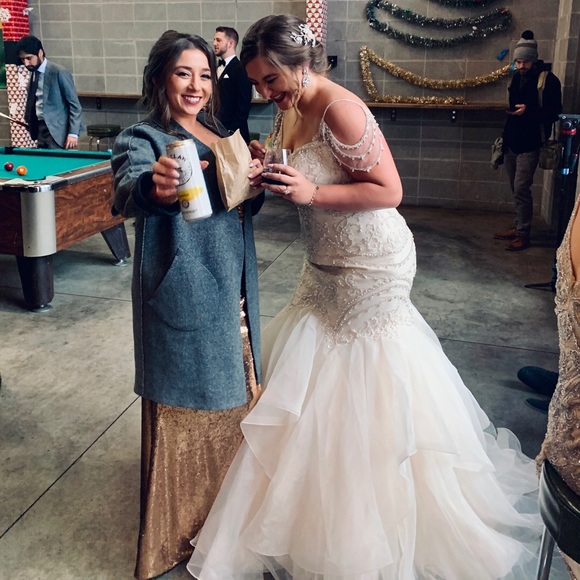 Meet your Posher, Julia - Picture 3 of 14